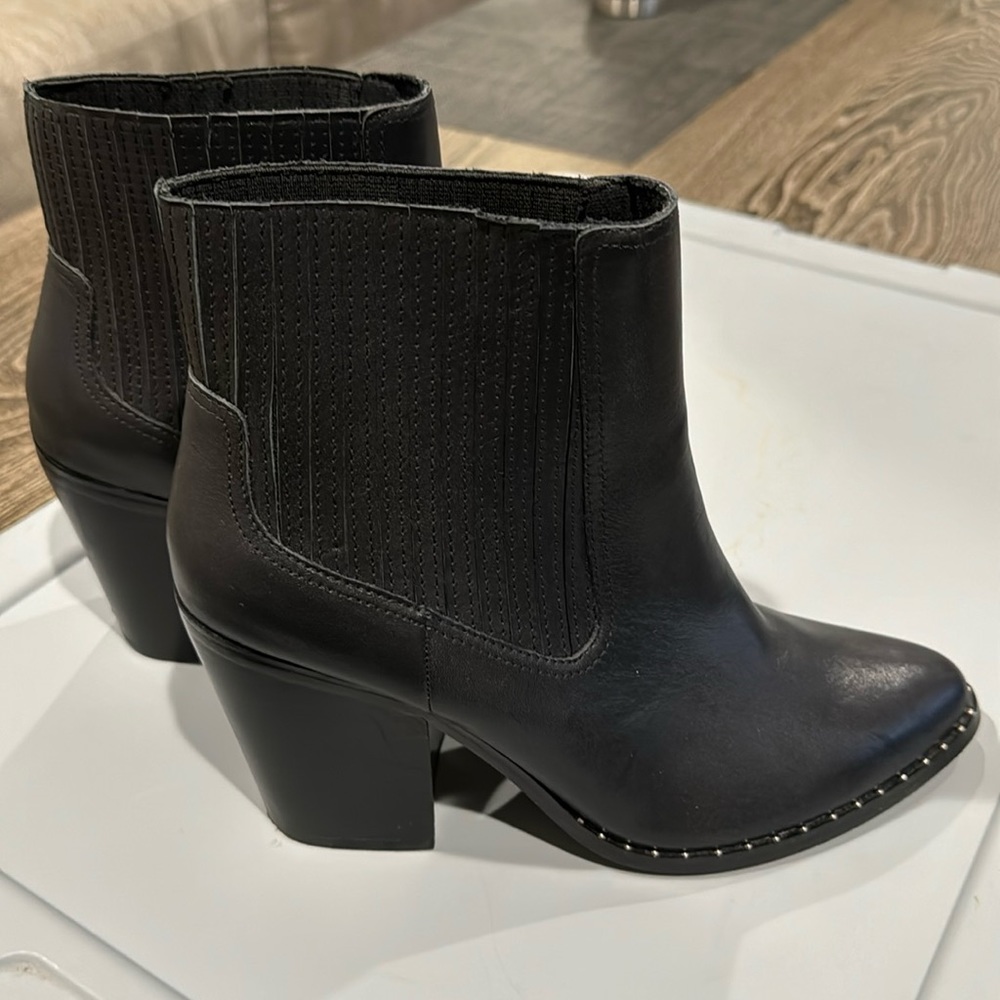 Chinese Laundry Bootie